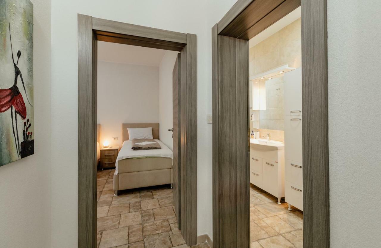 Bobana Apartments Donji Morinj Luaran gambar