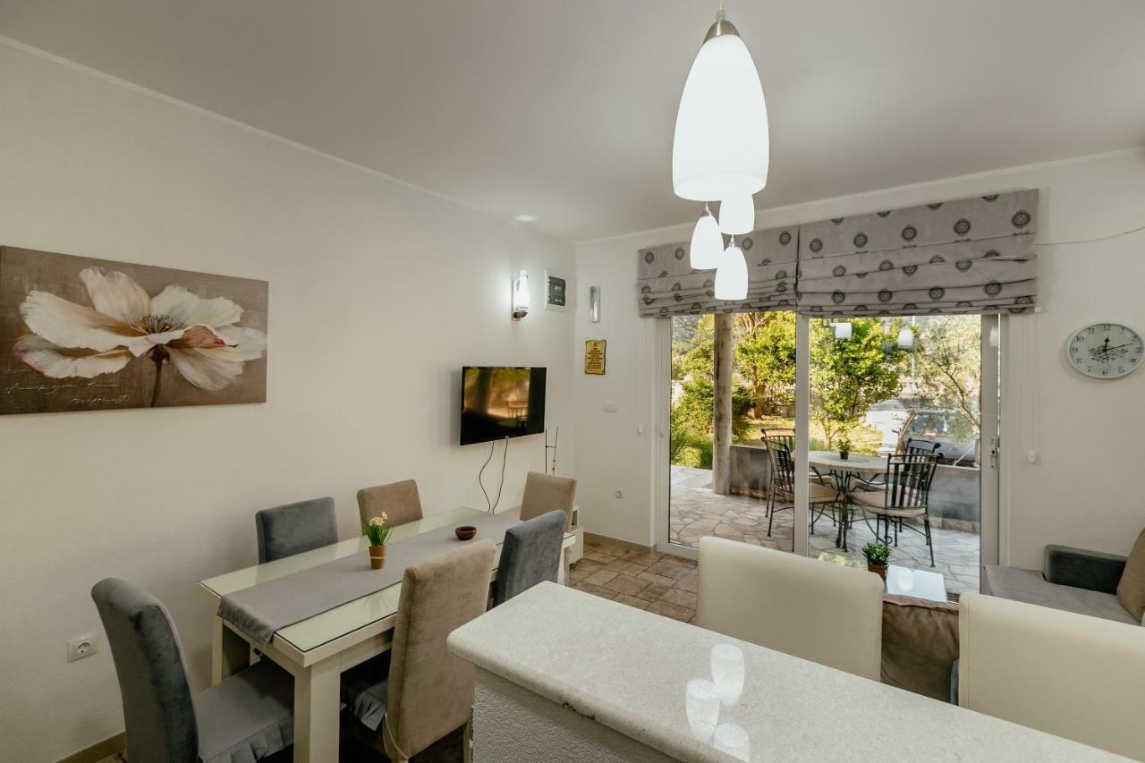 Bobana Apartments Donji Morinj Luaran gambar